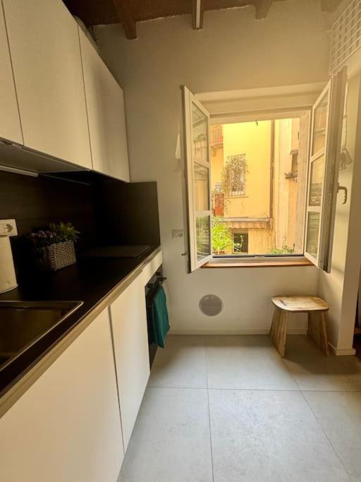 Splendido Bilocale In Via Madonnina, Zona Brera Apartment Milan Luaran gambar